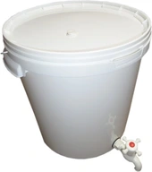 Pojemnik-fermentacyjny-20L-z-kranem-wiadro-zawor.png